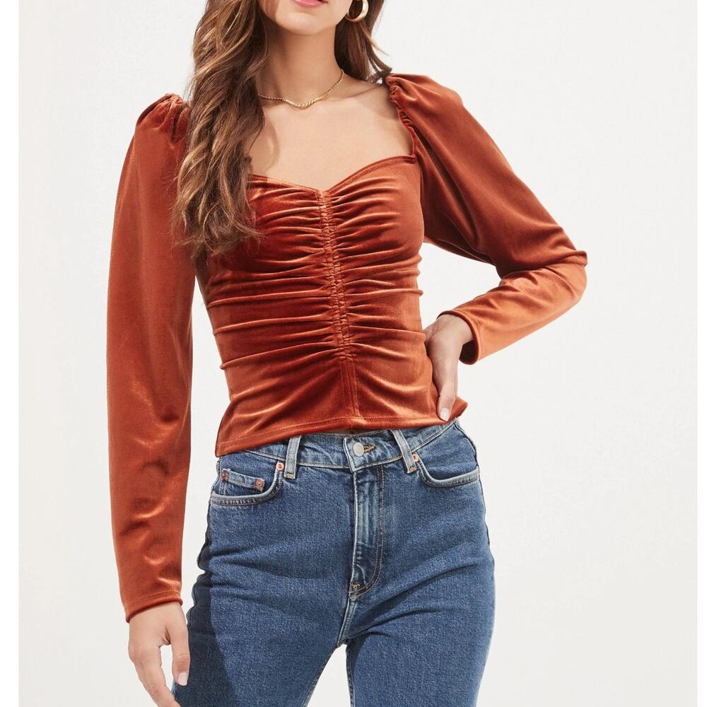 ASTR The Label Vanya Velvet Ruched Top Rust Puff Shoulder Women's Sm